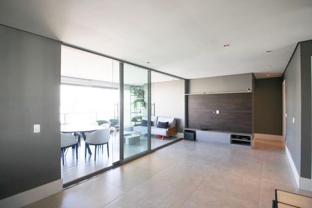 Apartamento à venda com 101m², 2 quartos e 2 vagas Apartamento à venda com 101m², 2 quartos e 2 vagasSala