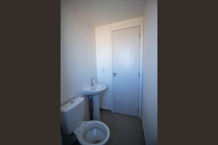 Banheiro de apartamento para alugar com 2 quartos, 49m² em Vila Fiori, Sorocaba