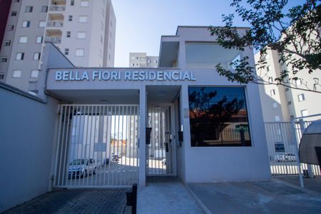 Fachada de apartamento para alugar com 2 quartos, 49m² em Vila Fiori, Sorocaba