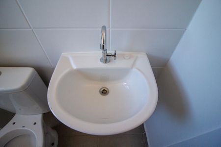 Apartamento para alugar com 49m², 2 quartos e 1 vaga Apartamento para alugar com 49m², 2 quartos e 1 vagaBanheiro