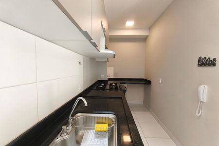 Apartamento para alugar com 38m², 2 quartos e 1 vaga Apartamento para alugar com 38m², 2 quartos e 1 vaga Cozinha e Área de serviço