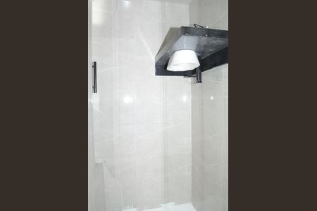 Casa à venda com 100m², 3 quartos e 2 vagasBanheiro da Suíte 3