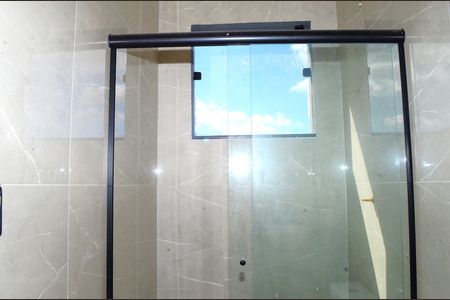 Casa à venda com 100m², 3 quartos e 2 vagasBanheiro da Suíte 3