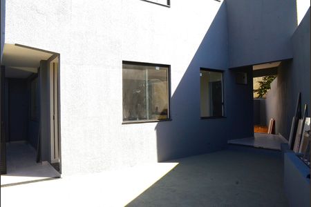 Casa à venda com 100m², 3 quartos e 2 vagasÁrea externa