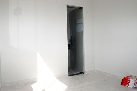 Casa à venda com 100m², 3 quartos e 2 vagasSuíte 1