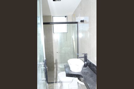 Casa à venda com 100m², 3 quartos e 2 vagasBanheiro da Suíte 1