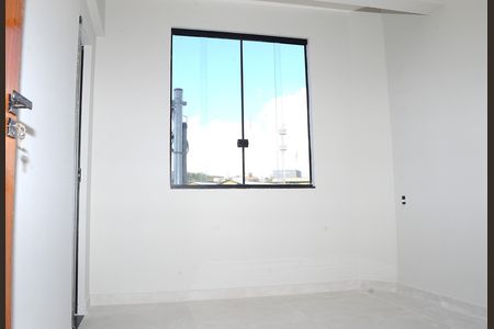 Casa à venda com 100m², 3 quartos e 2 vagasSuíte 2