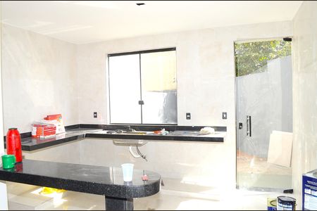 Casa à venda com 100m², 3 quartos e 2 vagasCozinha