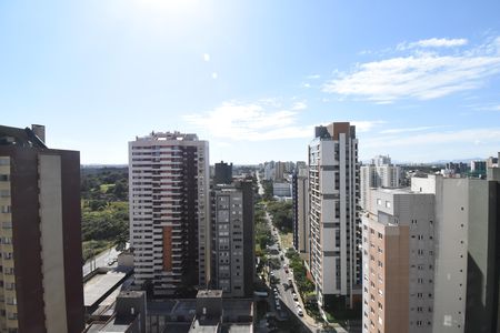 Apartamento à venda com 164m², 4 quartos e 2 vagasSacada do Quarto 3