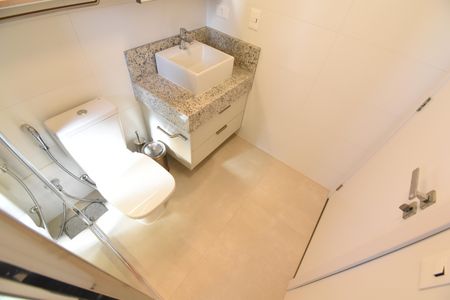 Apartamento à venda com 164m², 4 quartos e 2 vagasBanheiro da Suíte