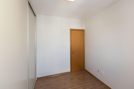Apartamento para alugar com 70m², 2 quartos e 2 vagas Apartamento para alugar com 70m², 2 quartos e 2 vagasQuarto 1