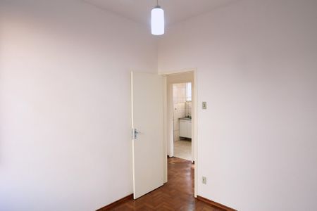 Quarto de apartamento para alugar com 2 quartos, 54m² em São Lucas, Belo Horizonte
