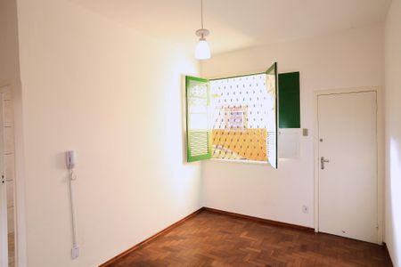 Sala de apartamento para alugar com 2 quartos, 54m² em São Lucas, Belo Horizonte