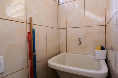 Apartamento para alugar com 54m², 2 quartos e 1 vaga Apartamento para alugar com 54m², 2 quartos e 1 vagaCozinha e área de serviço