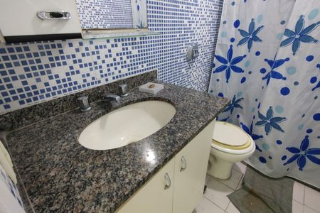 Casa para alugar com 106m², 3 quartos e 1 vaga Casa para alugar com 106m², 3 quartos e 1 vagaBanheiro Social 2