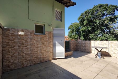 Casa para alugar com 106m², 3 quartos e 1 vaga Casa para alugar com 106m², 3 quartos e 1 vagaTerraço