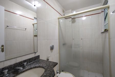 Casa para alugar com 106m², 3 quartos e 1 vaga Casa para alugar com 106m², 3 quartos e 1 vagaBanheiro 1