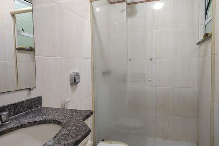 Casa para alugar com 106m², 3 quartos e 1 vaga Casa para alugar com 106m², 3 quartos e 1 vagaBanheiro 1