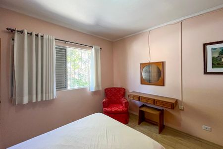 Casa para alugar com 184m², 4 quartos e 2 vagas Casa para alugar com 184m², 4 quartos e 2 vagasSuite