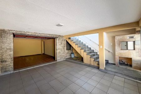 Garagem de casa para alugar com 4 quartos, 184m² em Jardim Vergueiro, São Paulo