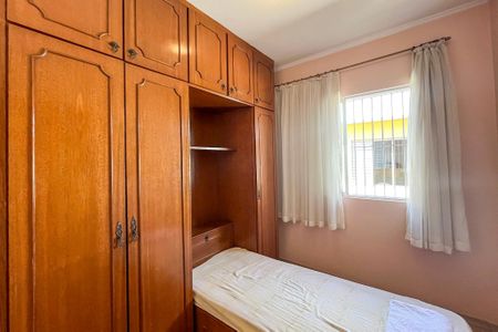 Casa para alugar com 184m², 4 quartos e 2 vagas Casa para alugar com 184m², 4 quartos e 2 vagasQuarto 2