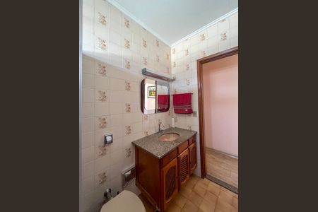 Casa para alugar com 184m², 4 quartos e 2 vagas Casa para alugar com 184m², 4 quartos e 2 vagasBanheiro