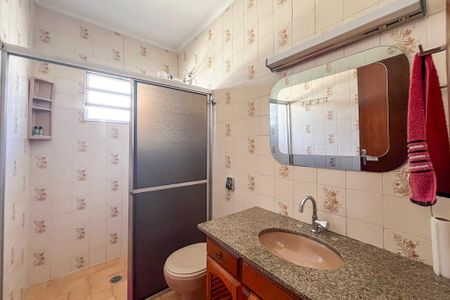 Casa para alugar com 184m², 4 quartos e 2 vagas Casa para alugar com 184m², 4 quartos e 2 vagasBanheiro