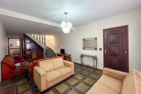 Casa para alugar com 4 quartos, 184m² em Jardim Vergueiro, São Paulo