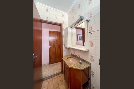 Casa para alugar com 184m², 4 quartos e 2 vagas Casa para alugar com 184m², 4 quartos e 2 vagasBanheiro da Suíte
