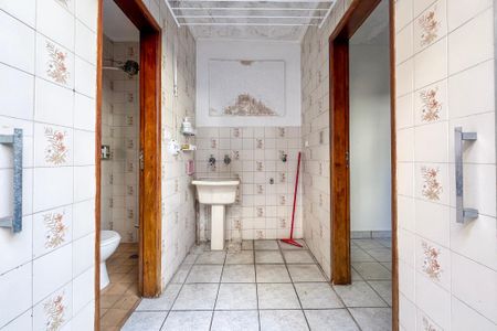 Casa para alugar com 184m², 4 quartos e 2 vagas Casa para alugar com 184m², 4 quartos e 2 vagasÁrea de Serviço