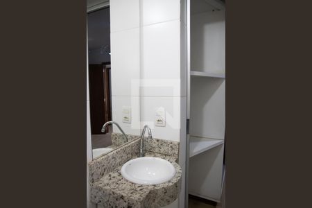 Apartamento para alugar com 100m², 3 quartos e 2 vagasBanheiro da Suíte 1