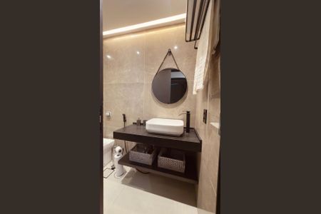Banheiro de apartamento para alugar com 1 quarto, 62m² em Icaraí, Niterói