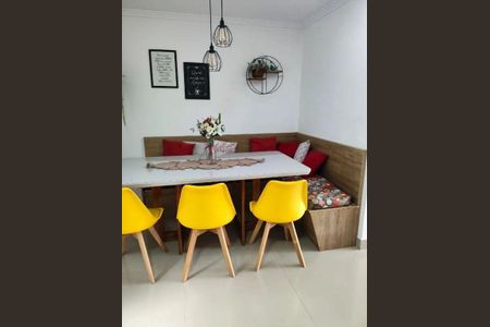 Casa à venda com 3 quartos, 160m² em Santa Cândida, Curitiba