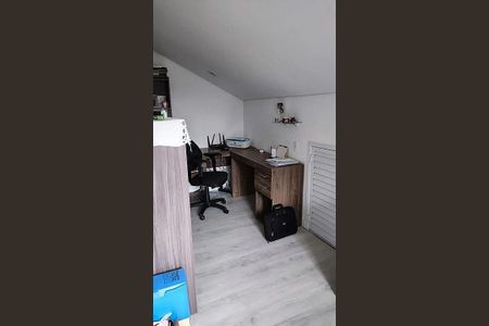 Casa à venda com 3 quartos, 160m² em Santa Cândida, Curitiba