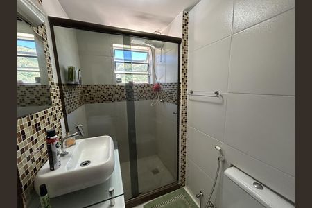Apartamento à venda com 65m², 2 quartos e 1 vagaBanheiro Social