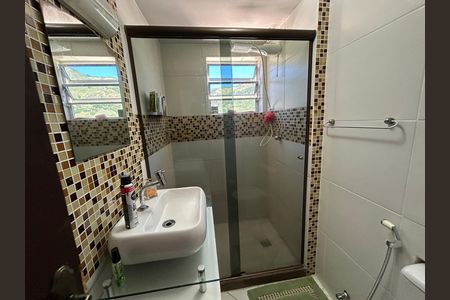 Apartamento à venda com 65m², 2 quartos e 1 vagaBanheiro Social