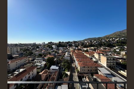 Apartamento à venda com 65m², 2 quartos e 1 vagaVista