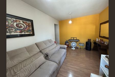 Apartamento à venda com 65m², 2 quartos e 1 vagaSala