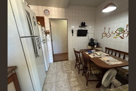 Apartamento à venda com 65m², 2 quartos e 1 vagaCozinha