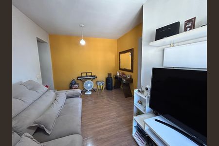 Apartamento à venda com 65m², 2 quartos e 1 vagaSala