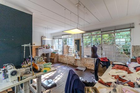 Sala de casa à venda com 3 quartos, 300m² em Higienópolis, São Paulo
