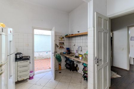 Casa à venda com 300m², 3 quartos e 4 vagas Casa à venda com 300m², 3 quartos e 4 vagasCozinha