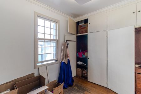 Casa à venda com 300m², 3 quartos e 4 vagas Casa à venda com 300m², 3 quartos e 4 vagasQuarto 3