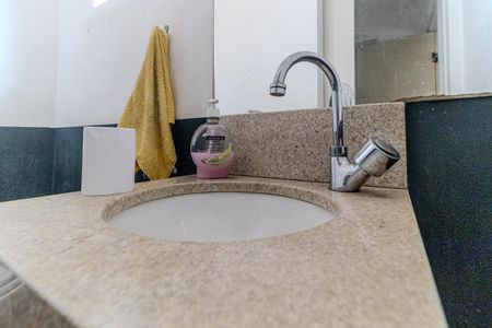 Casa à venda com 300m², 3 quartos e 4 vagas Casa à venda com 300m², 3 quartos e 4 vagasLavabo