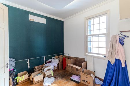 Casa à venda com 300m², 3 quartos e 4 vagas Casa à venda com 300m², 3 quartos e 4 vagasQuarto 3