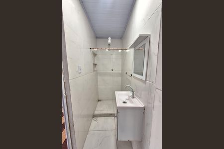 Banheiro de casa para alugar com 1 quarto, 96m² em Saracuruna, Duque de Caxias