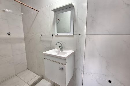 Banheiro de casa para alugar com 1 quarto, 96m² em Saracuruna, Duque de Caxias
