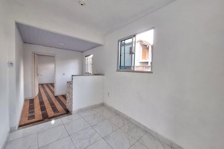 Sala de casa para alugar com 1 quarto, 96m² em Saracuruna, Duque de Caxias