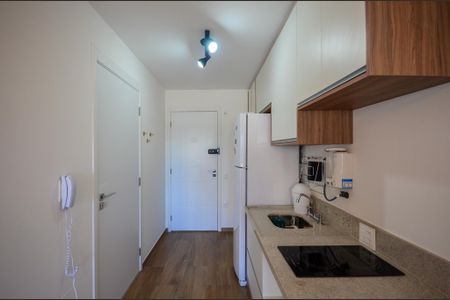 Cozinha de kitnet/studio para alugar com 1 quarto, 26m² em Vila Primavera, São Paulo