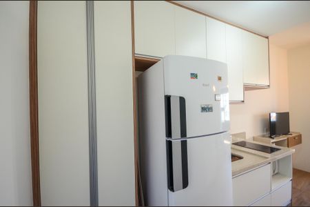 Cozinha de kitnet/studio para alugar com 1 quarto, 26m² em Vila Primavera, São Paulo